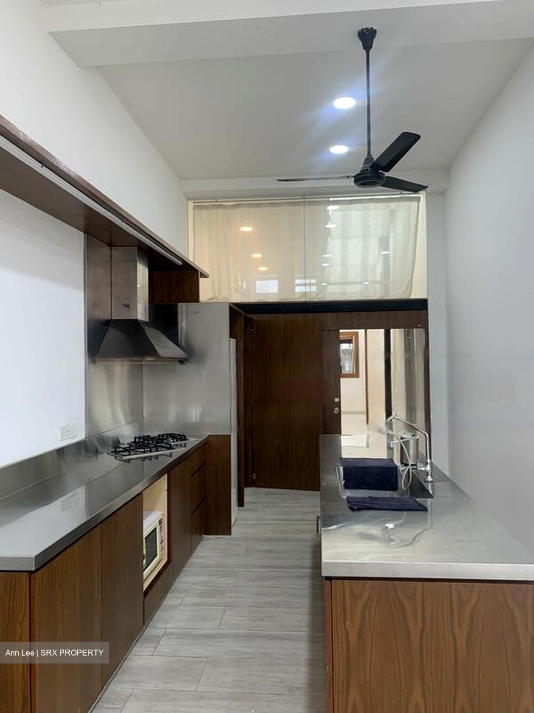 Shrewsbury Road (D11), Terrace #443203221